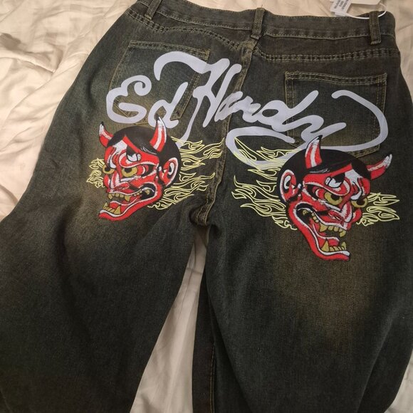 Ed Hardy - Picture 2 of 3